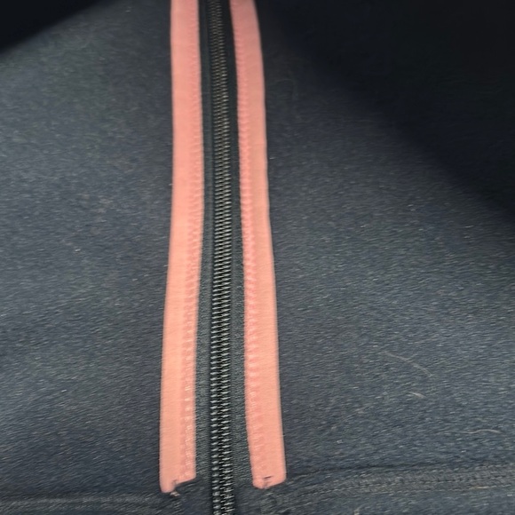 Vineyard Vines Blue Fleece Vest High Collar - Picture 7 of 8